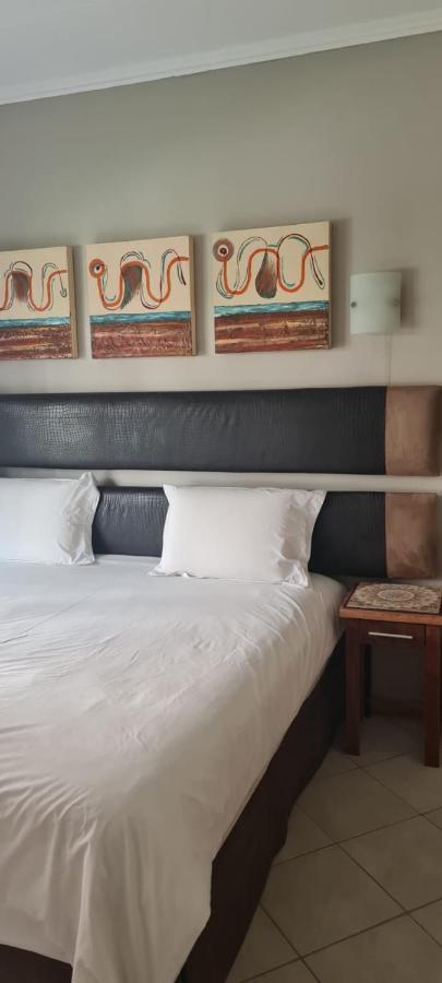 Best Overnight Modern & Private With King Size Bed 블룸폰테인 외부 사진